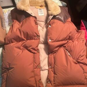 Men's Brown Puffer Vest